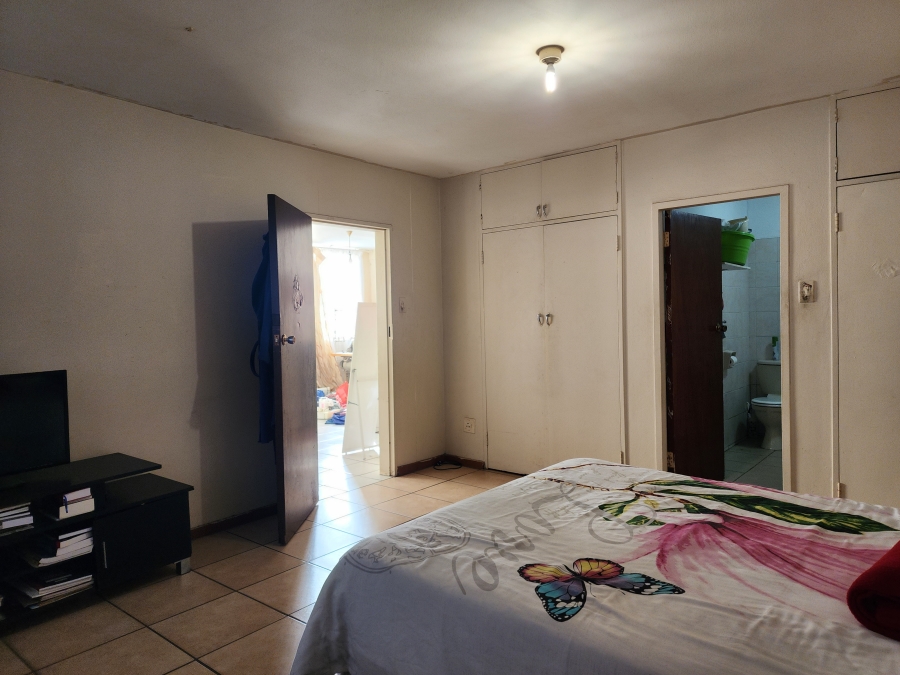 1 Bedroom Property for Sale in Pretoria North Gauteng