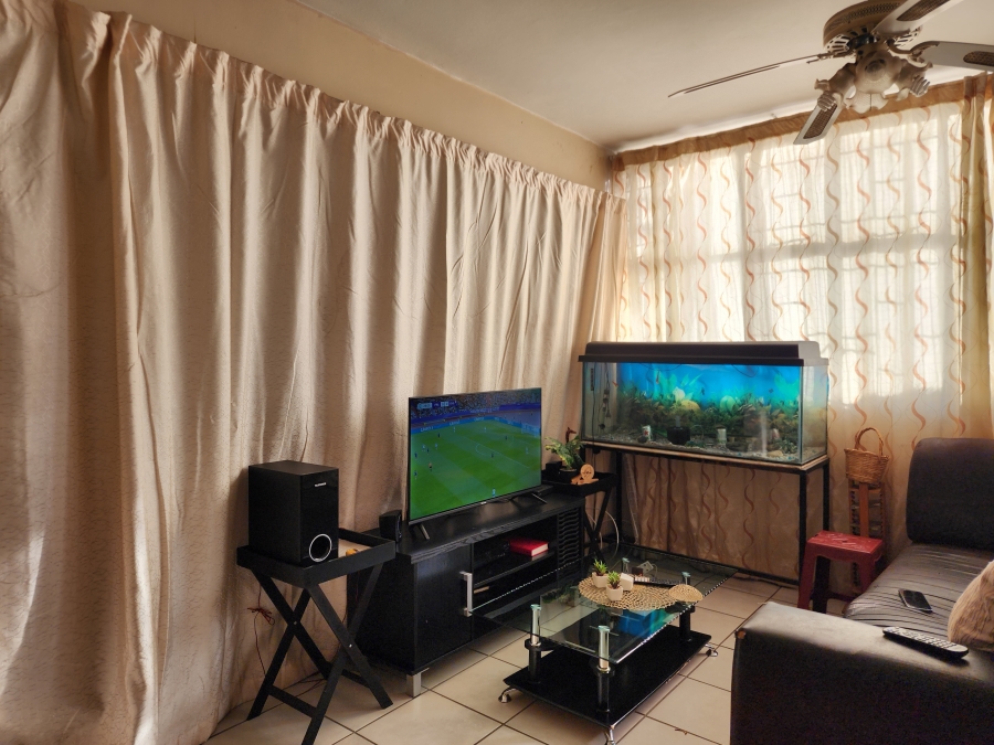 1 Bedroom Property for Sale in Pretoria North Gauteng