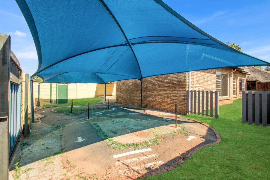 4 Bedroom Property for Sale in Rangeview Gauteng