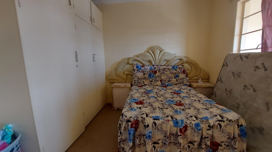 2 Bedroom Property for Sale in Springs Central Gauteng