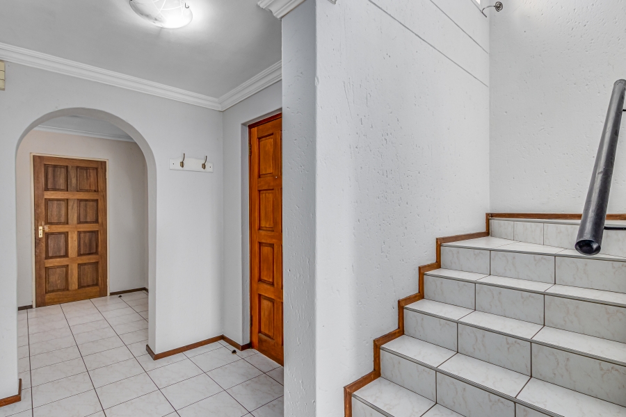 3 Bedroom Property for Sale in Barbeque Downs Gauteng