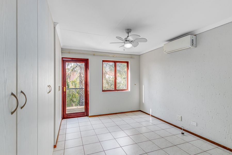 3 Bedroom Property for Sale in Barbeque Downs Gauteng