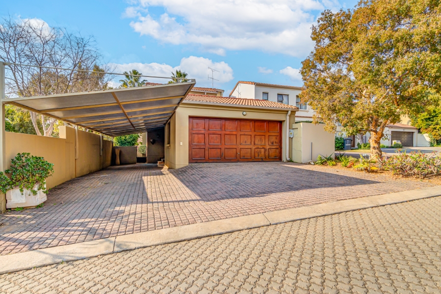 3 Bedroom Property for Sale in Barbeque Downs Gauteng