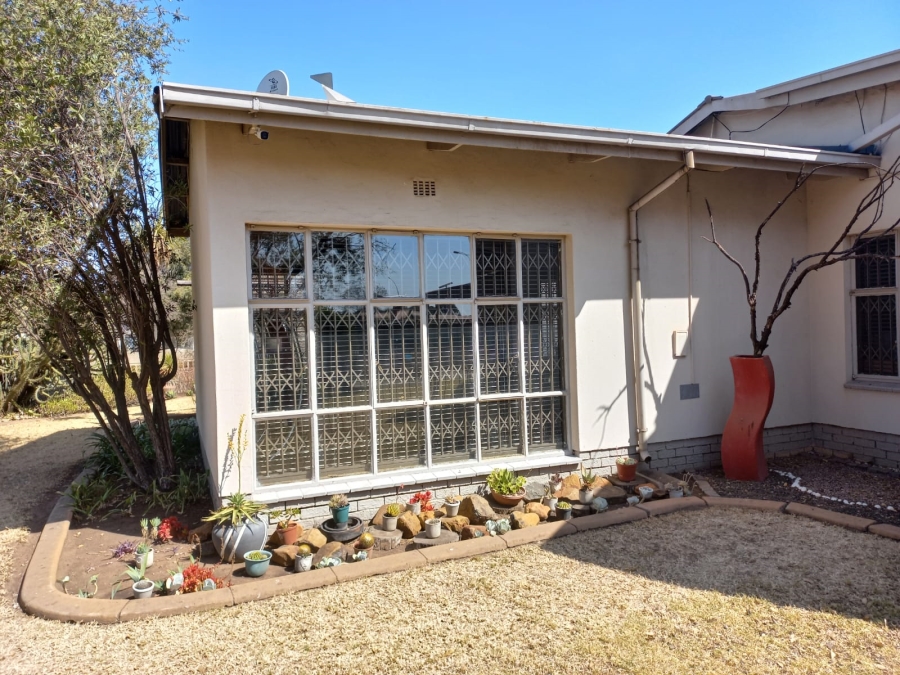 4 Bedroom Property for Sale in Vanderbijlpark CE 3 Gauteng