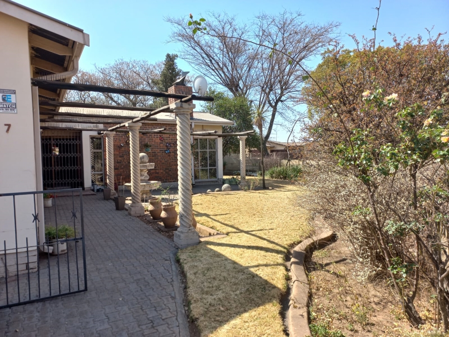 4 Bedroom Property for Sale in Vanderbijlpark CE 3 Gauteng