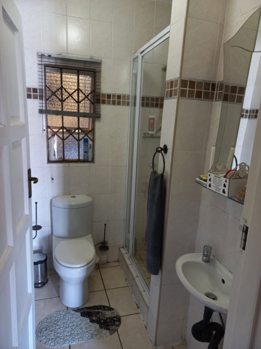 4 Bedroom Property for Sale in Vanderbijlpark CE 3 Gauteng