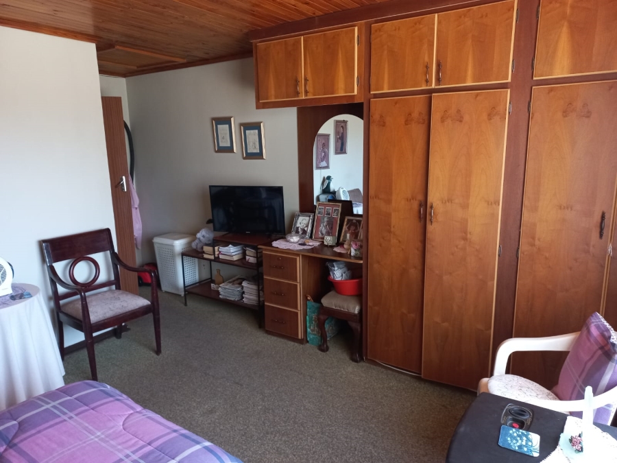 4 Bedroom Property for Sale in Vanderbijlpark CE 3 Gauteng