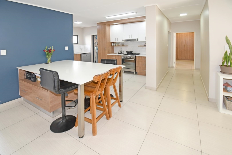 2 Bedroom Property for Sale in Kyalami Gauteng