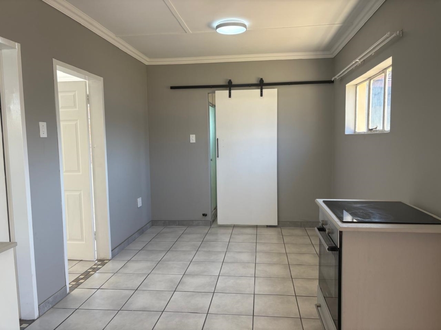 To Let 2 Bedroom Property for Rent in Wonderboom South Gauteng