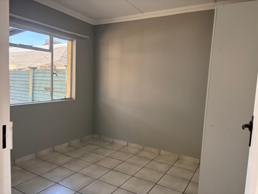 To Let 2 Bedroom Property for Rent in Wonderboom South Gauteng