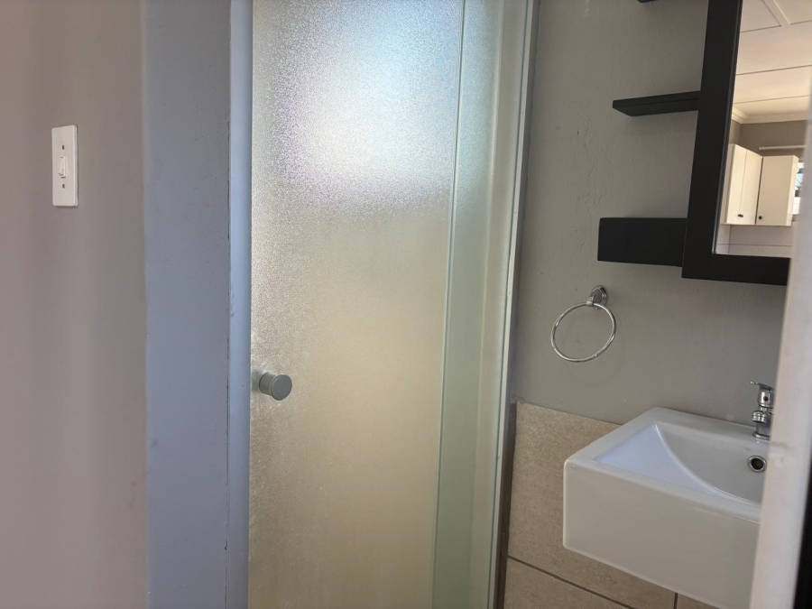To Let 2 Bedroom Property for Rent in Wonderboom South Gauteng