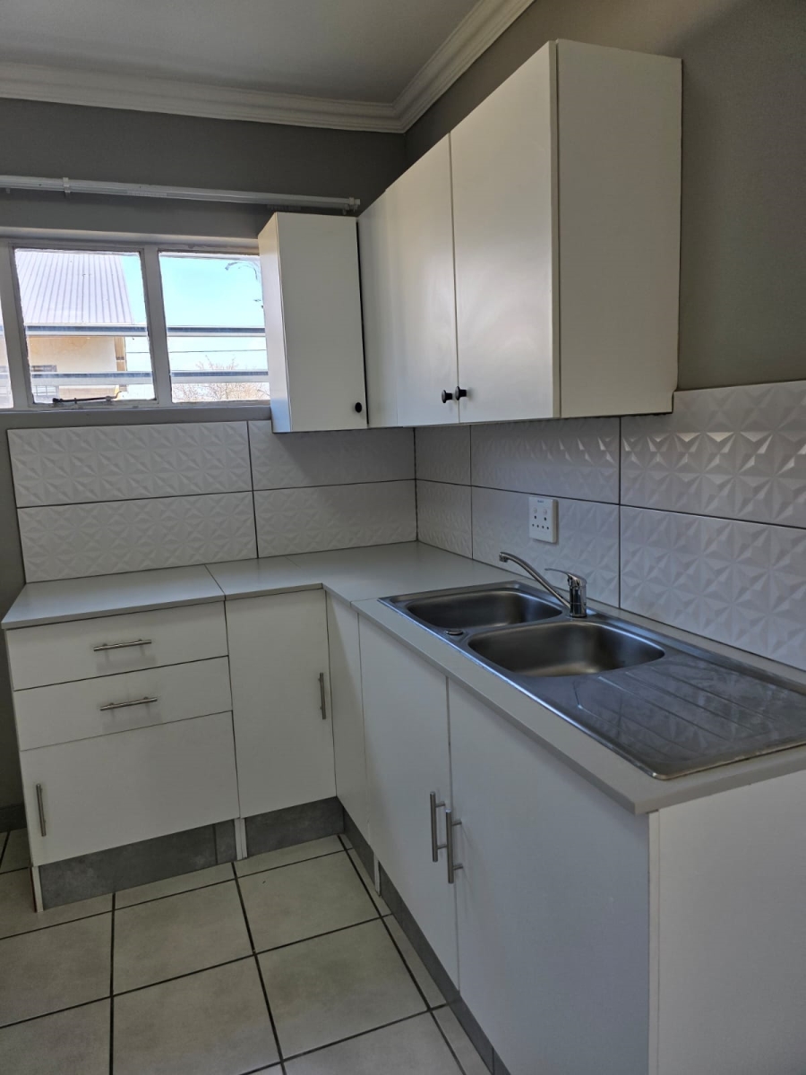 To Let 2 Bedroom Property for Rent in Wonderboom South Gauteng
