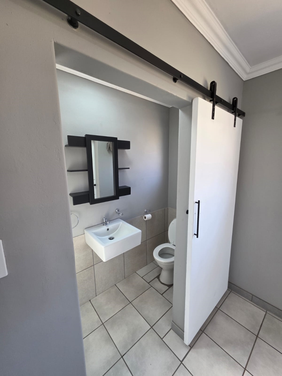 To Let 2 Bedroom Property for Rent in Wonderboom South Gauteng