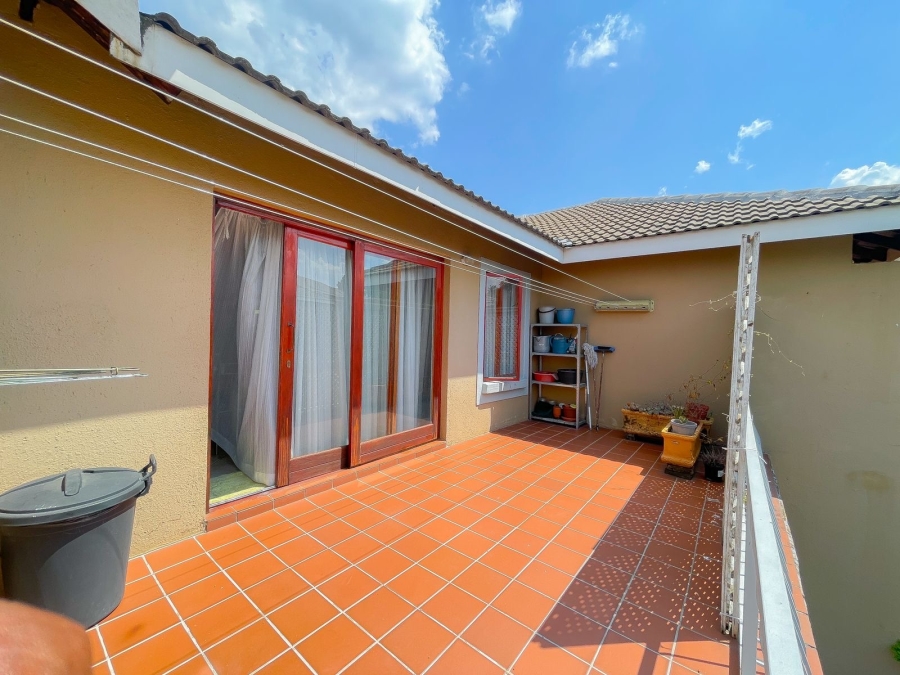 2 Bedroom Property for Sale in Paulshof Gauteng