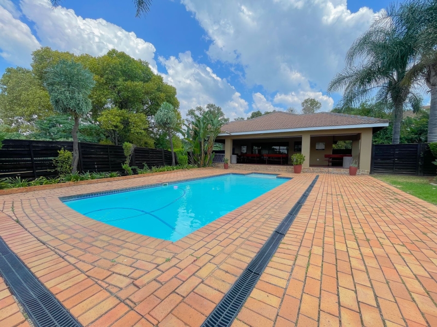 2 Bedroom Property for Sale in Paulshof Gauteng