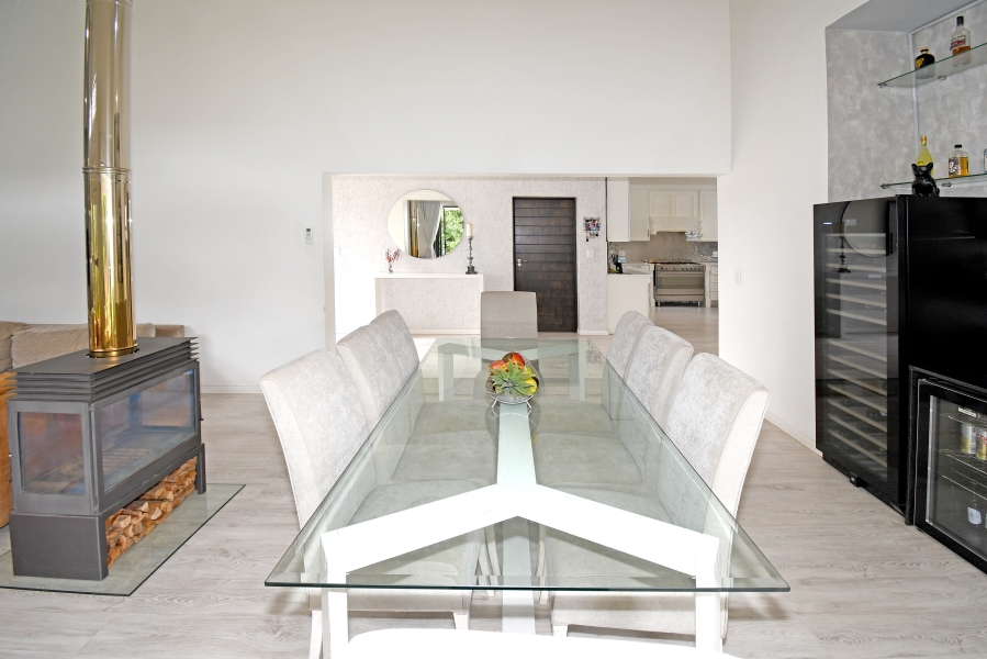 To Let 4 Bedroom Property for Rent in Copperleaf Estate Gauteng