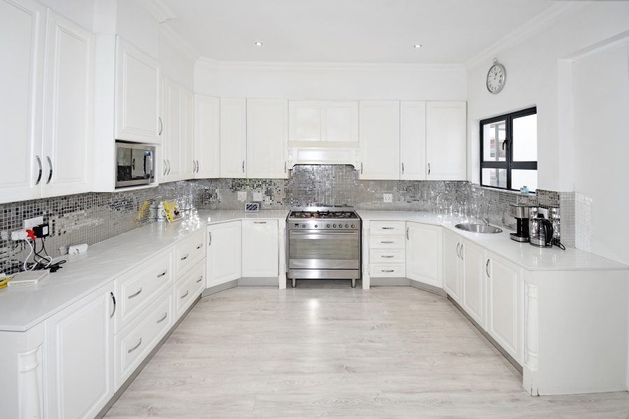 To Let 4 Bedroom Property for Rent in Copperleaf Estate Gauteng