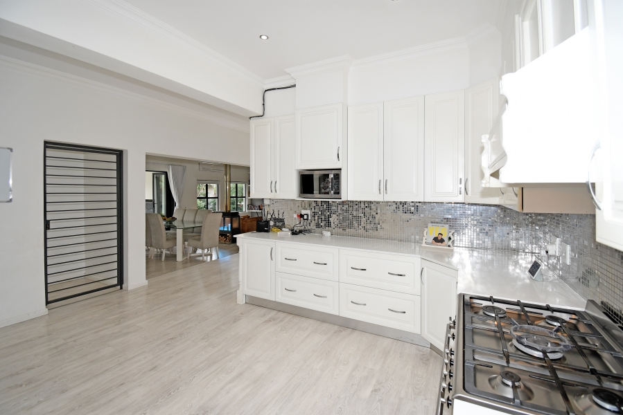 To Let 4 Bedroom Property for Rent in Copperleaf Estate Gauteng