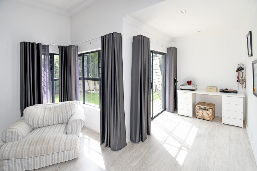 To Let 4 Bedroom Property for Rent in Copperleaf Estate Gauteng