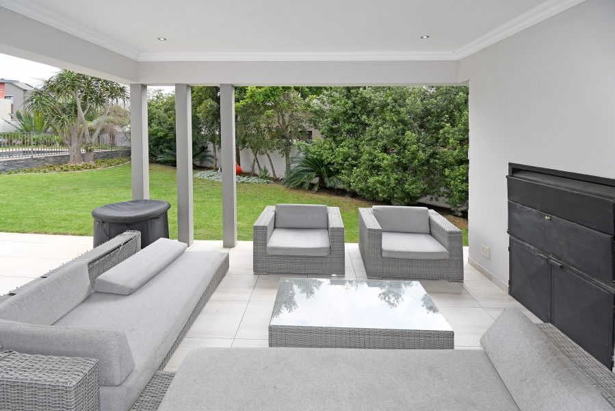 To Let 4 Bedroom Property for Rent in Copperleaf Estate Gauteng