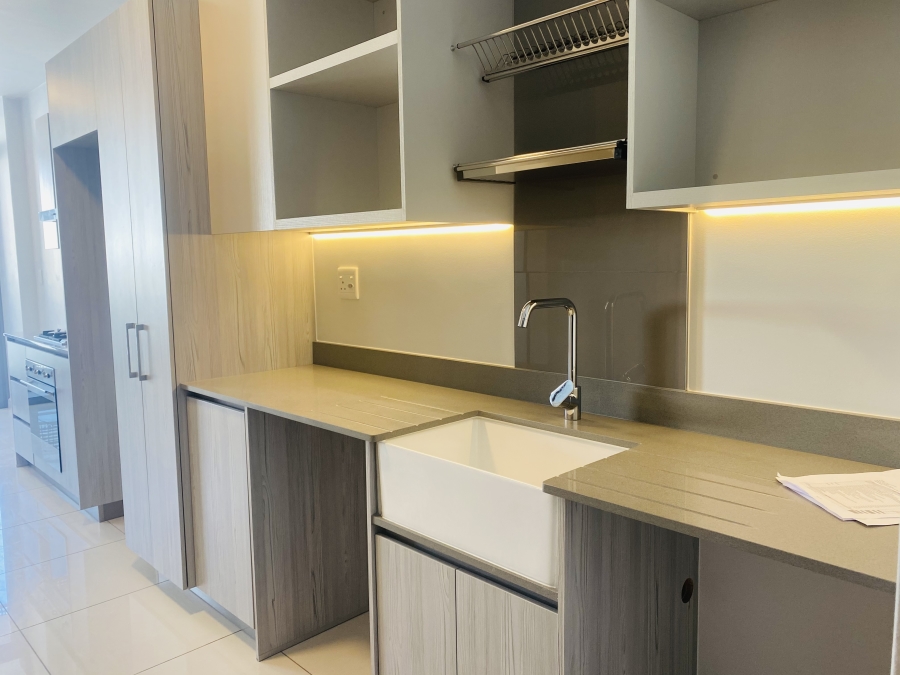 1 Bedroom Property for Sale in Rosebank Gauteng