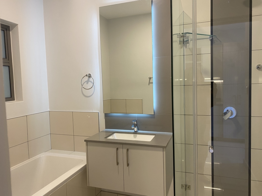1 Bedroom Property for Sale in Rosebank Gauteng