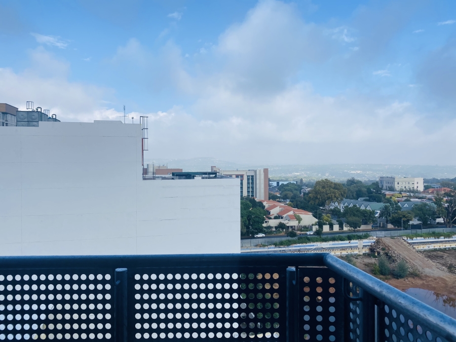 1 Bedroom Property for Sale in Rosebank Gauteng