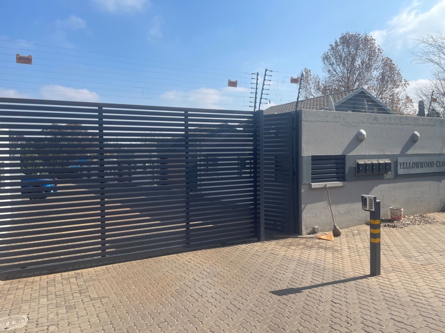 3 Bedroom Property for Sale in Essexwold Gauteng