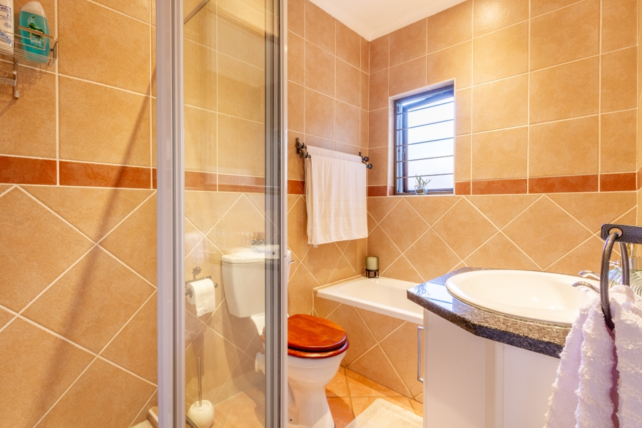 2 Bedroom Property for Sale in Equestria Gauteng