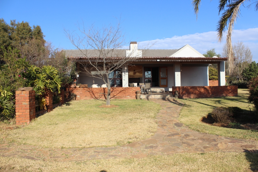 3 Bedroom Property for Sale in Grootfontein Ah Gauteng