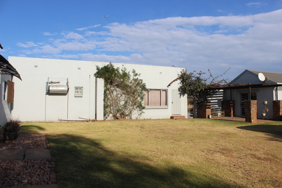 3 Bedroom Property for Sale in Grootfontein Ah Gauteng