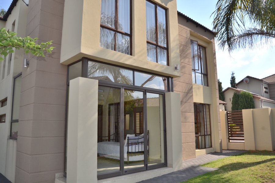 3 Bedroom Property for Sale in Thatchfield Estate Gauteng