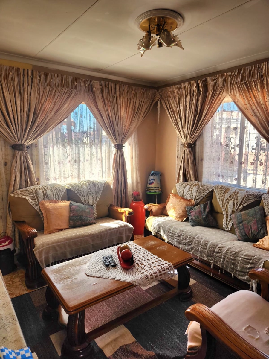 3 Bedroom Property for Sale in Ebony Park Gauteng