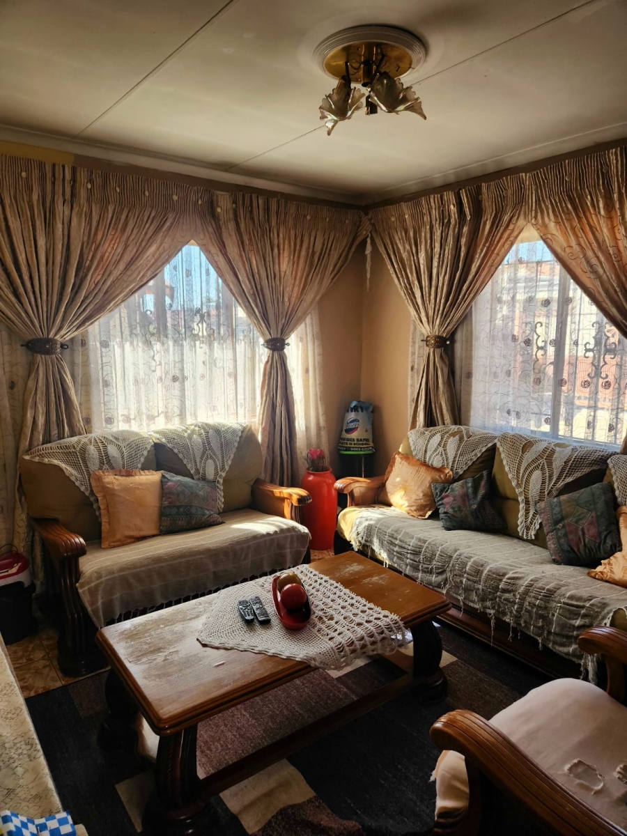 3 Bedroom Property for Sale in Ebony Park Gauteng