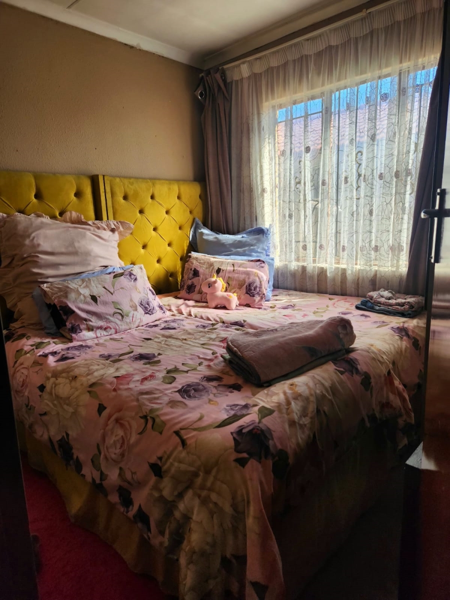 3 Bedroom Property for Sale in Ebony Park Gauteng