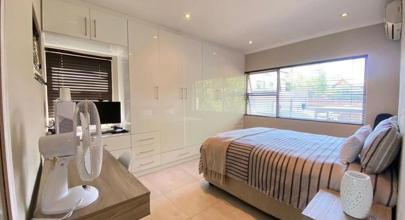 3 Bedroom Property for Sale in Faerie Glen Gauteng