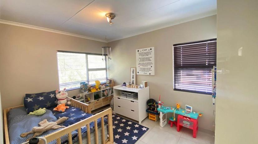 3 Bedroom Property for Sale in Faerie Glen Gauteng