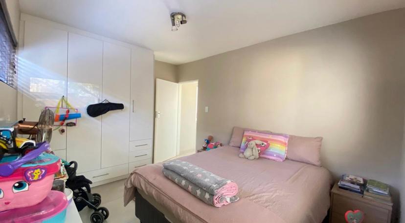 3 Bedroom Property for Sale in Faerie Glen Gauteng