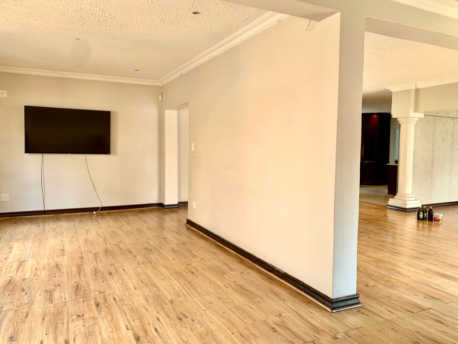 To Let 4 Bedroom Property for Rent in Kyalami Glen Estate Gauteng