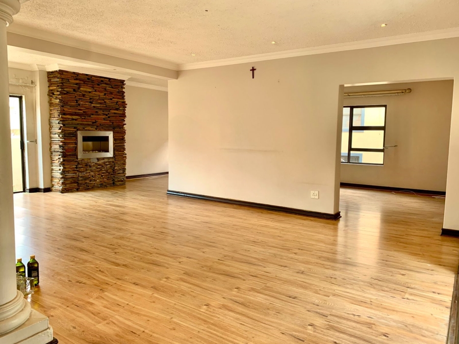 To Let 4 Bedroom Property for Rent in Kyalami Glen Estate Gauteng