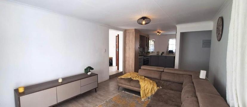 3 Bedroom Property for Sale in Faerie Glen Gauteng