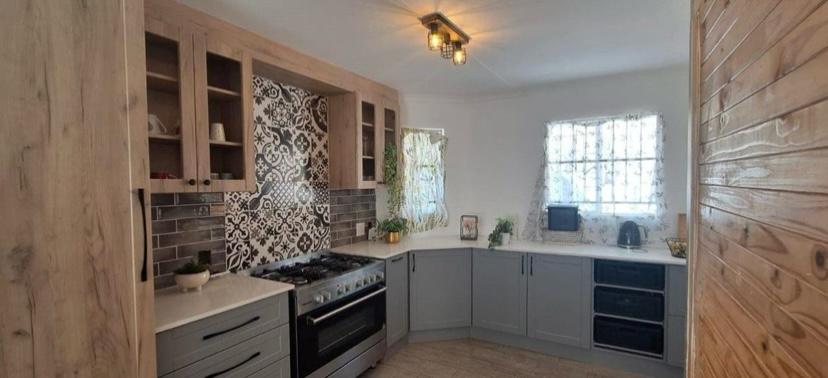 3 Bedroom Property for Sale in Faerie Glen Gauteng