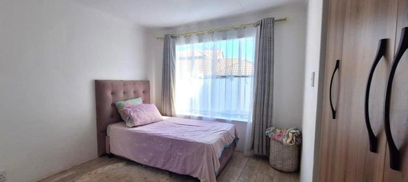 3 Bedroom Property for Sale in Faerie Glen Gauteng