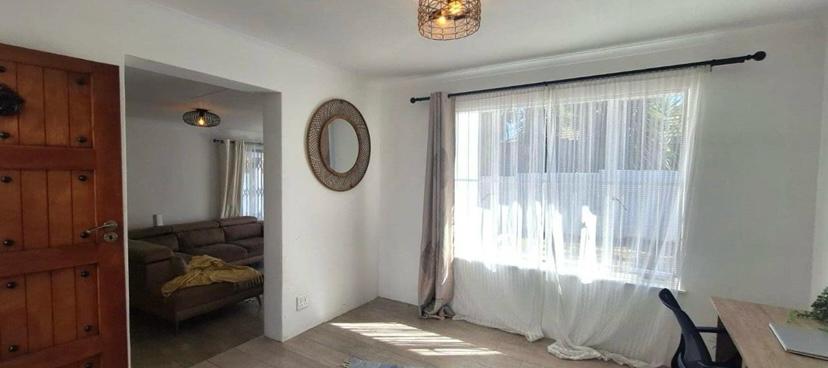 3 Bedroom Property for Sale in Faerie Glen Gauteng