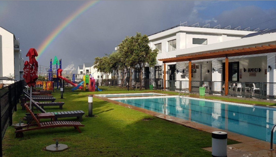 To Let 3 Bedroom Property for Rent in Greenstone Hill Gauteng