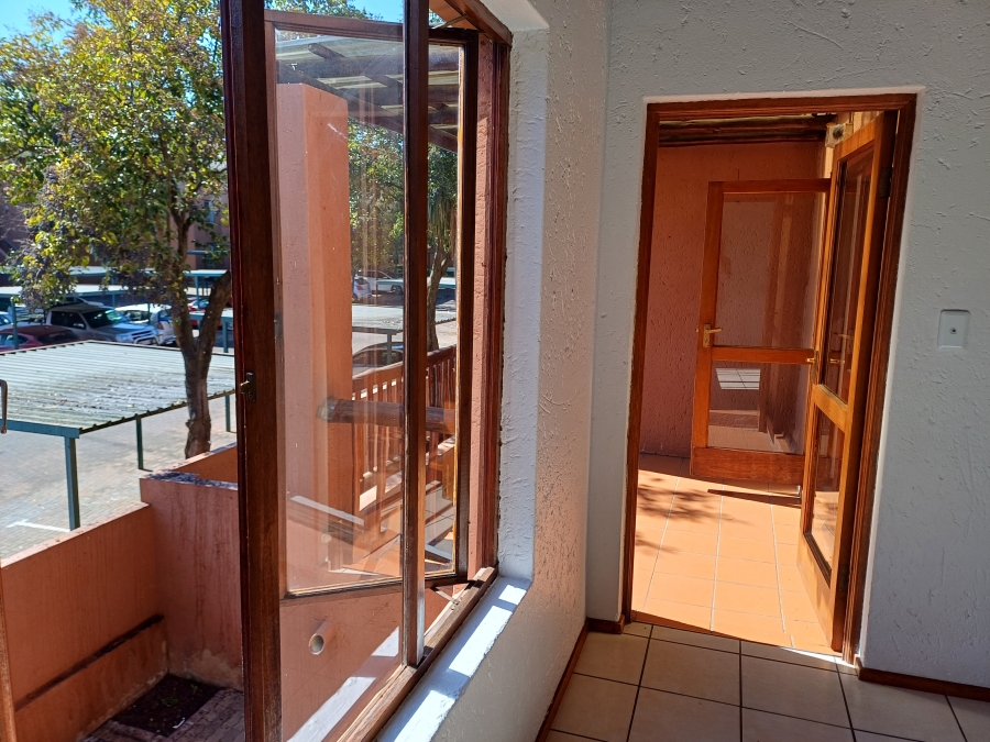 To Let 1 Bedroom Property for Rent in Sunninghill Gauteng
