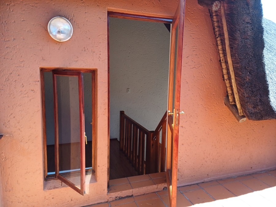 To Let 1 Bedroom Property for Rent in Sunninghill Gauteng