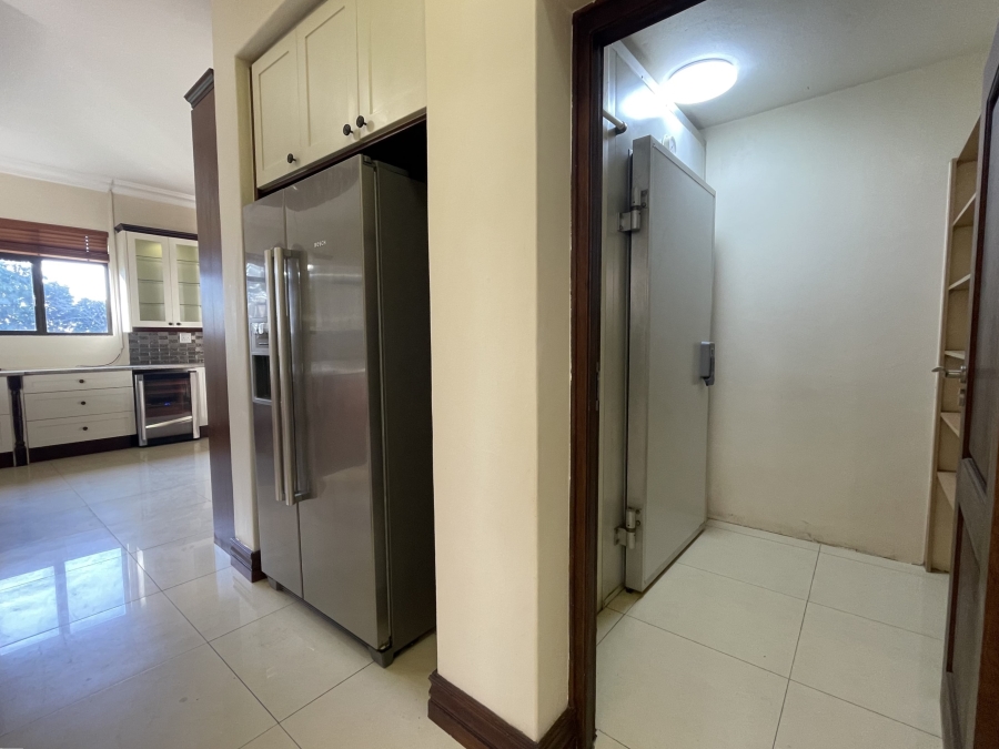 6 Bedroom Property for Sale in Waterkloof Ridge Gauteng
