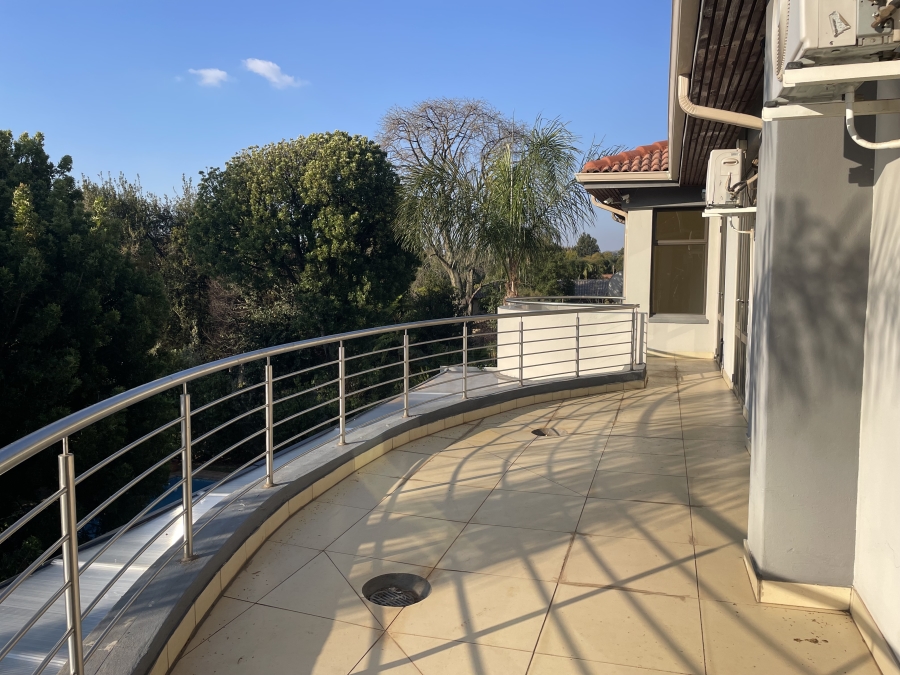 6 Bedroom Property for Sale in Waterkloof Ridge Gauteng