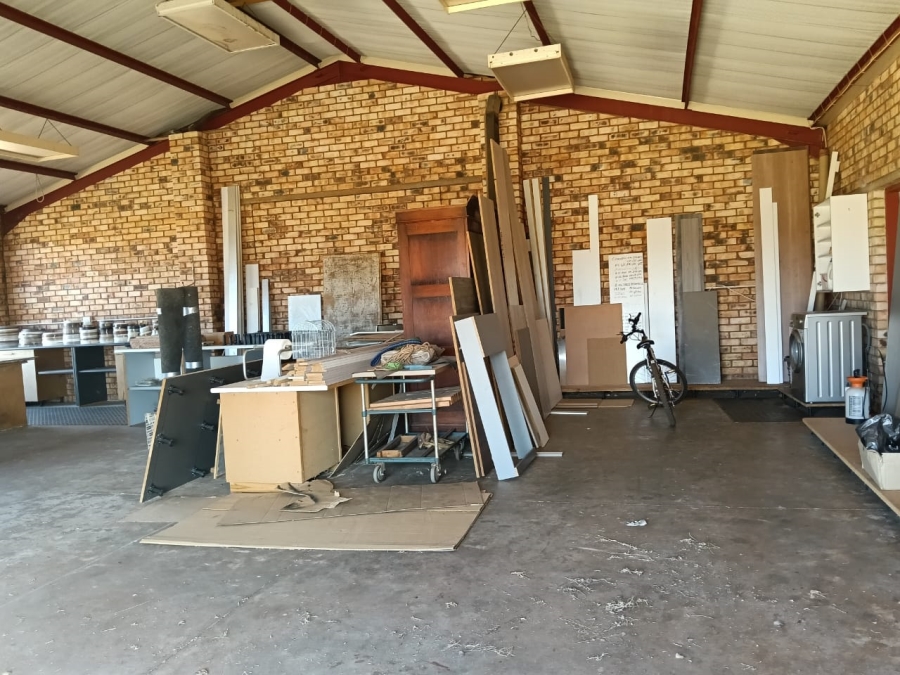 Commercial Property for Sale in Zuurbekom Gauteng